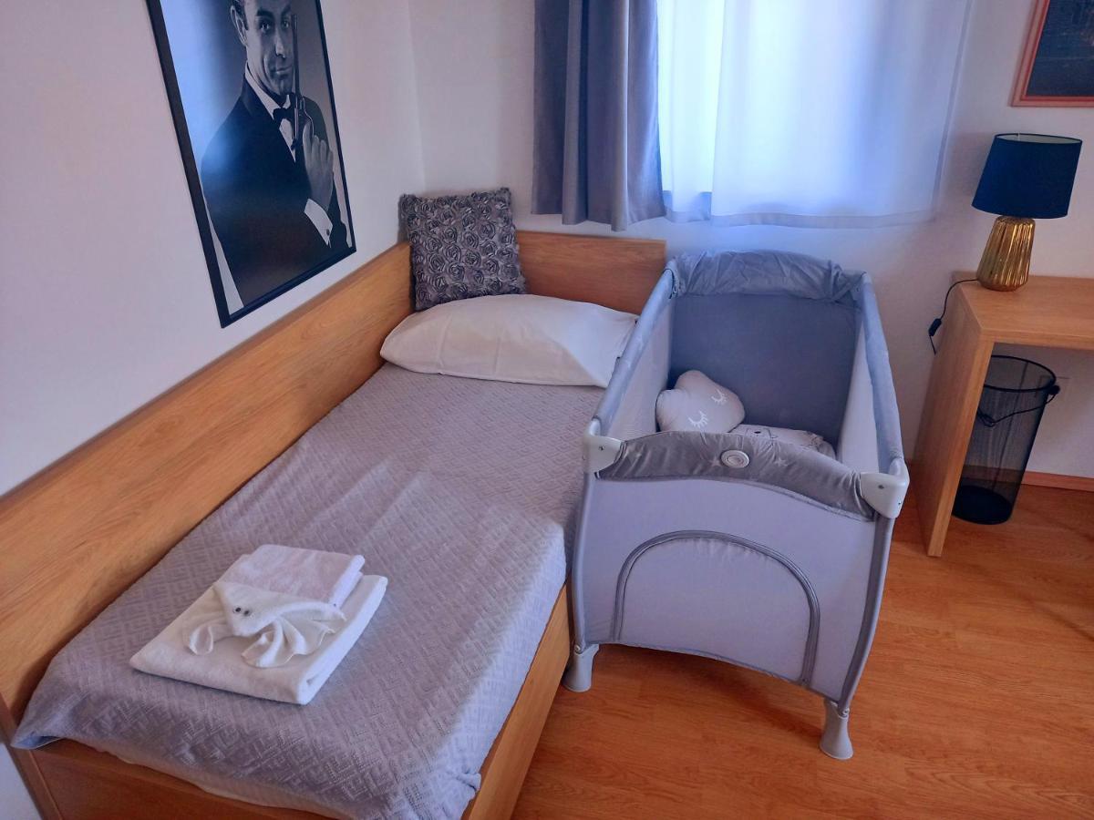 Studio Apartmani “Jarnecic” Крк Екстер'єр фото